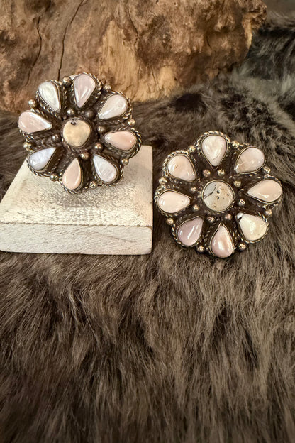 Pearl Small Flower Ring
