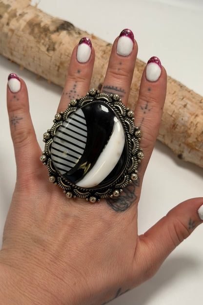 All Black & White Ring - ivyandlavyboutique ivyandlavyboutique
