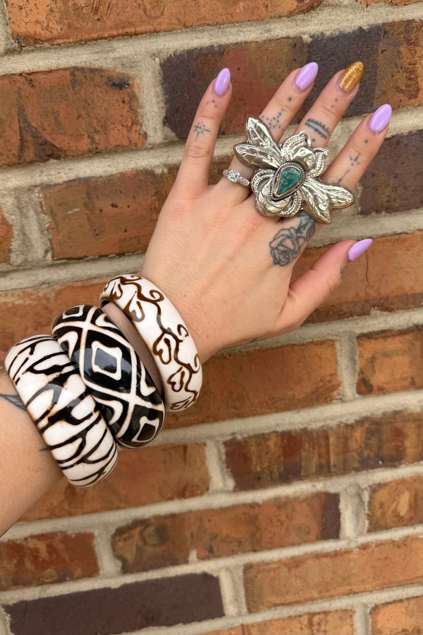 Amazon Resin Chunky Bangle - ivyandlavyboutique ivyandlavyboutique