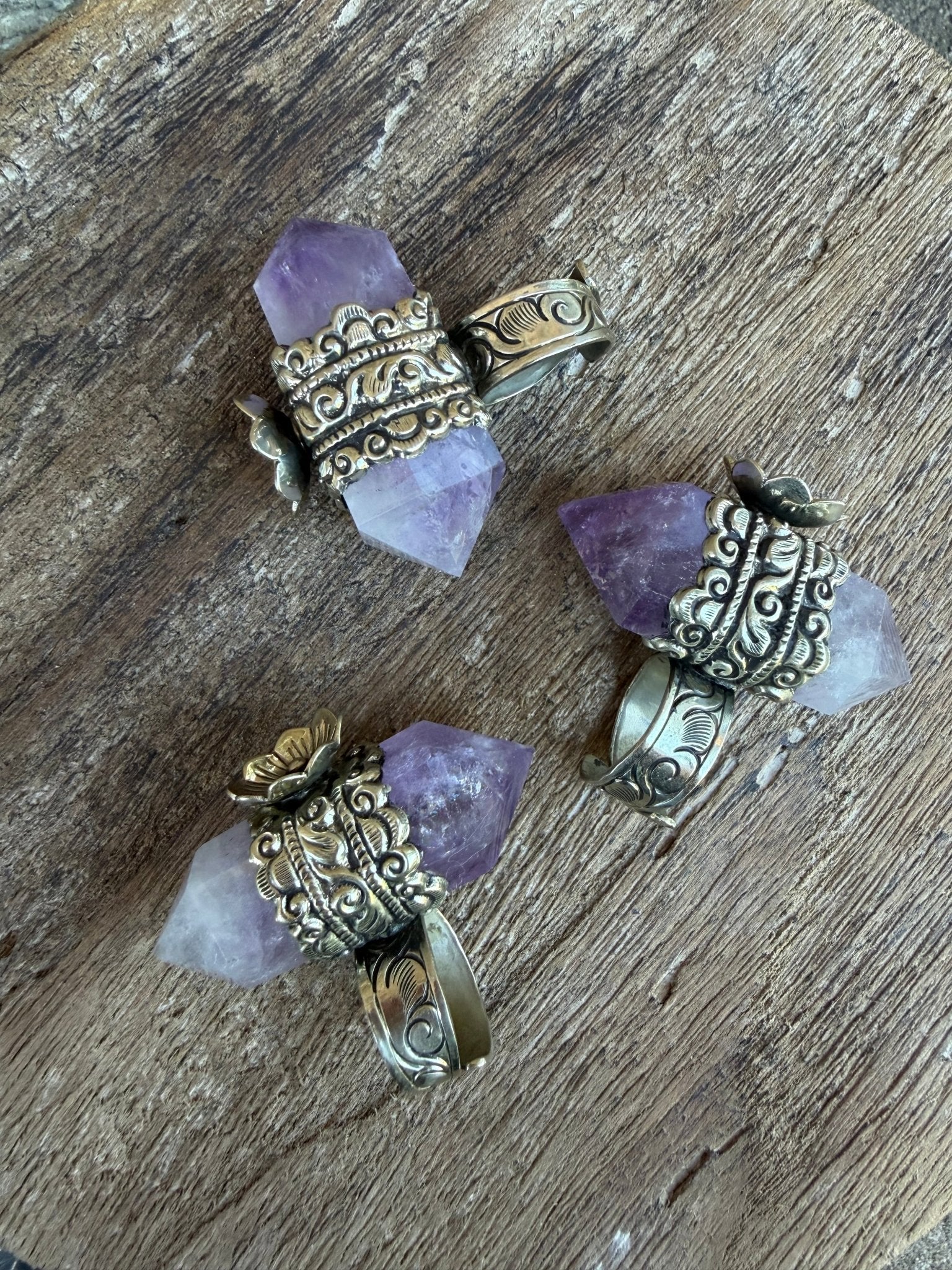 Amethyst Point Ring - ivyandlavyboutique ivyandlavyboutique