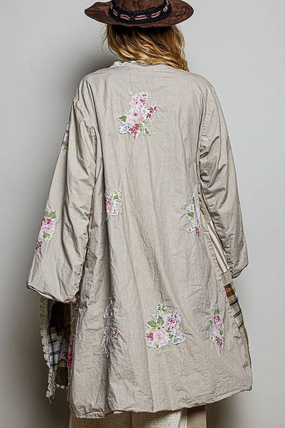Anastasia Lace Trim Patchwork Applique Accents Maxi Cardigan - ivyandlavyboutique Pol Clothing