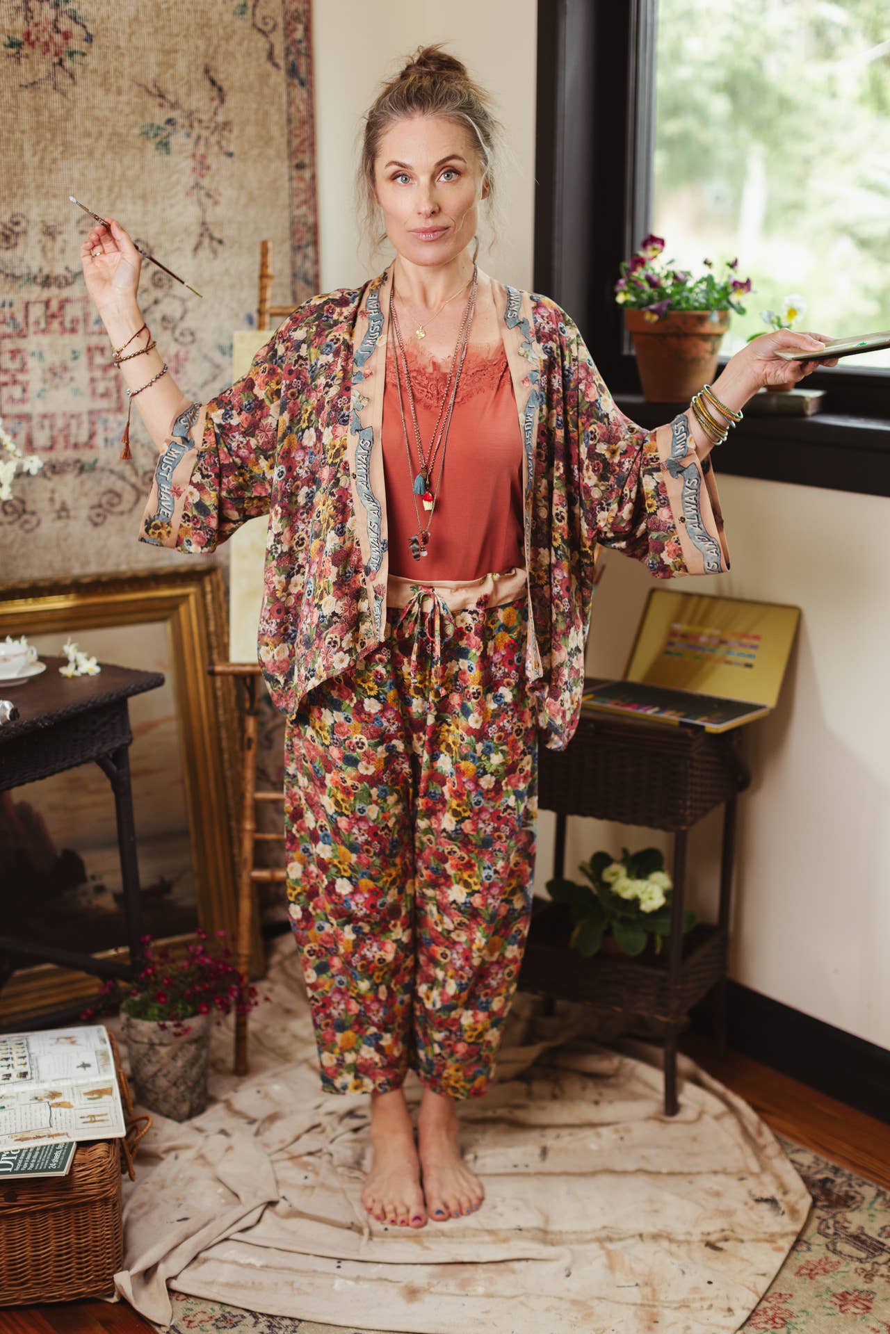 Art of Life Linen Cropped Artist Pant with Boho Floral Print - ivyandlavyboutique Market of Stars