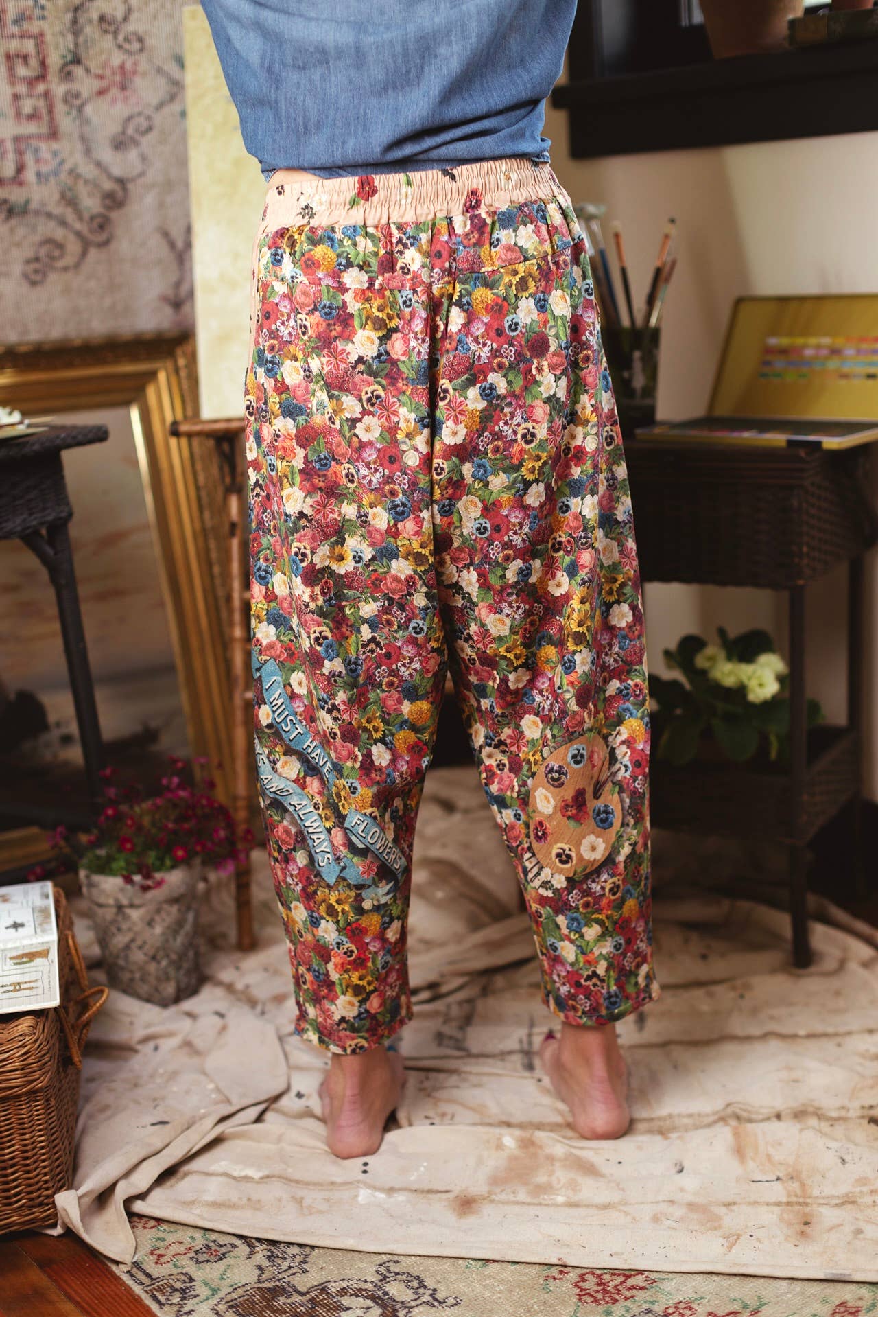 Art of Life Linen Cropped Artist Pant with Boho Floral Print - ivyandlavyboutique Market of Stars