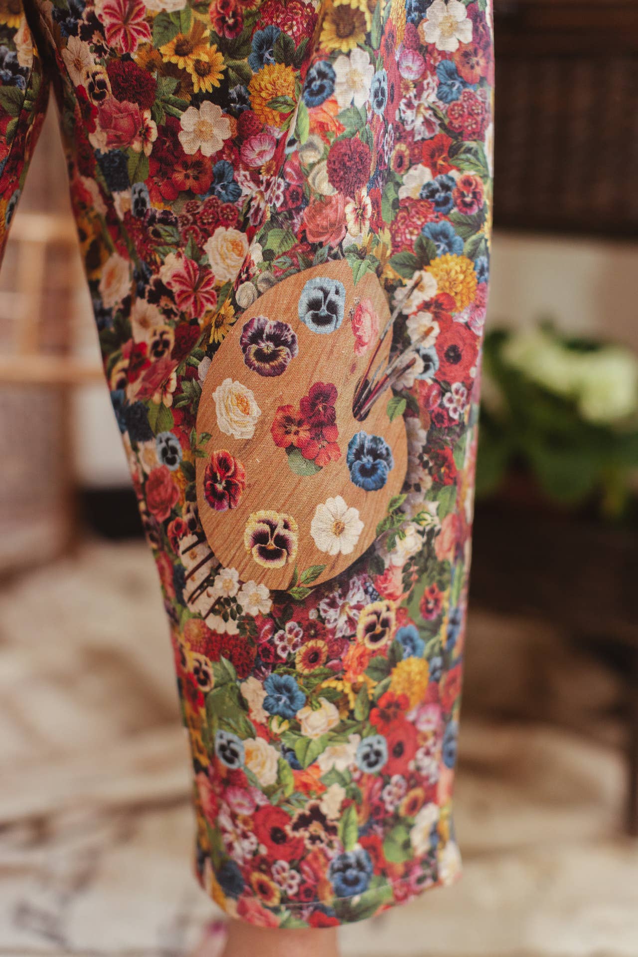 Art of Life Linen Cropped Artist Pant with Boho Floral Print - ivyandlavyboutique Market of Stars