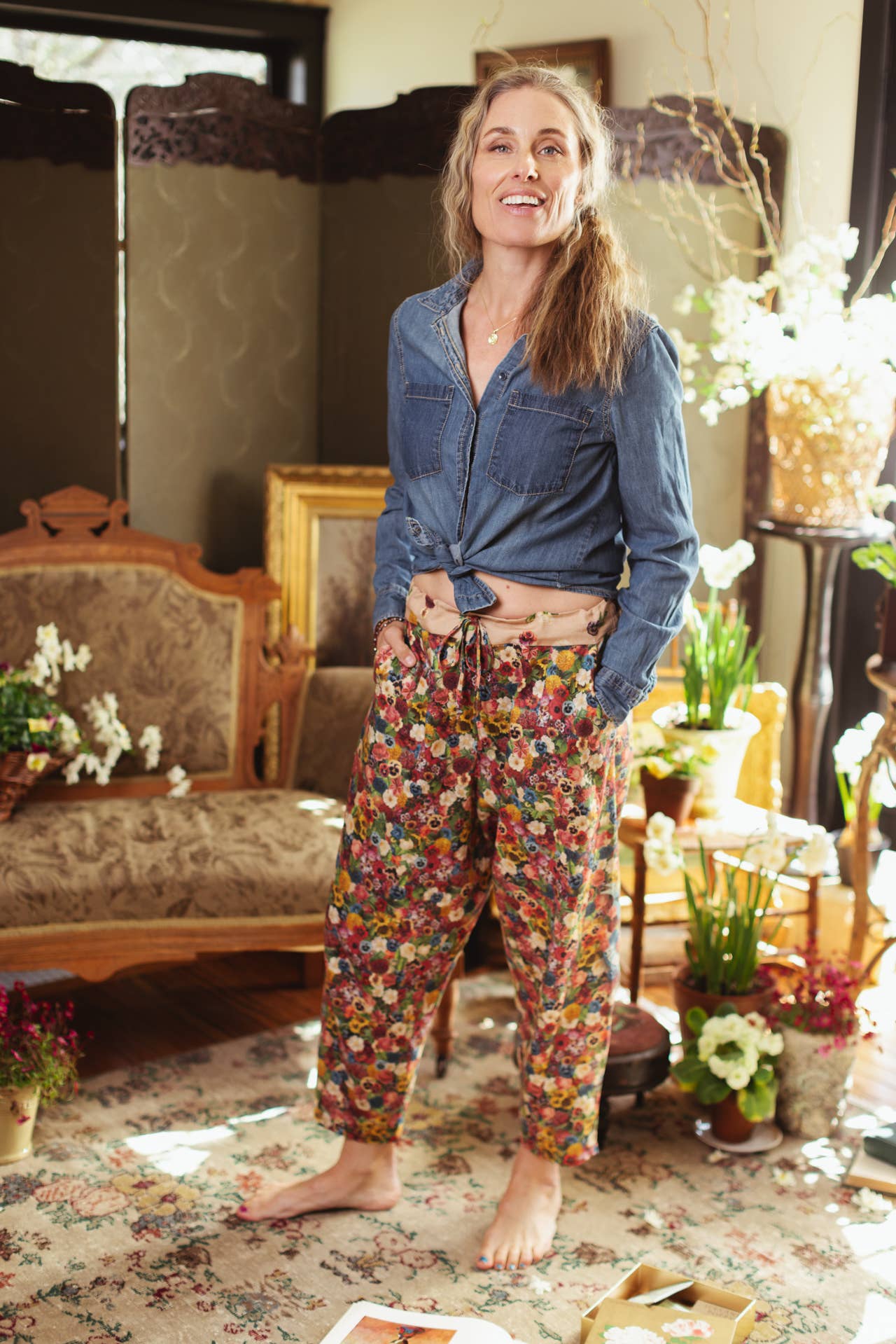 Art of Life Linen Cropped Artist Pant with Boho Floral Print - ivyandlavyboutique Market of Stars