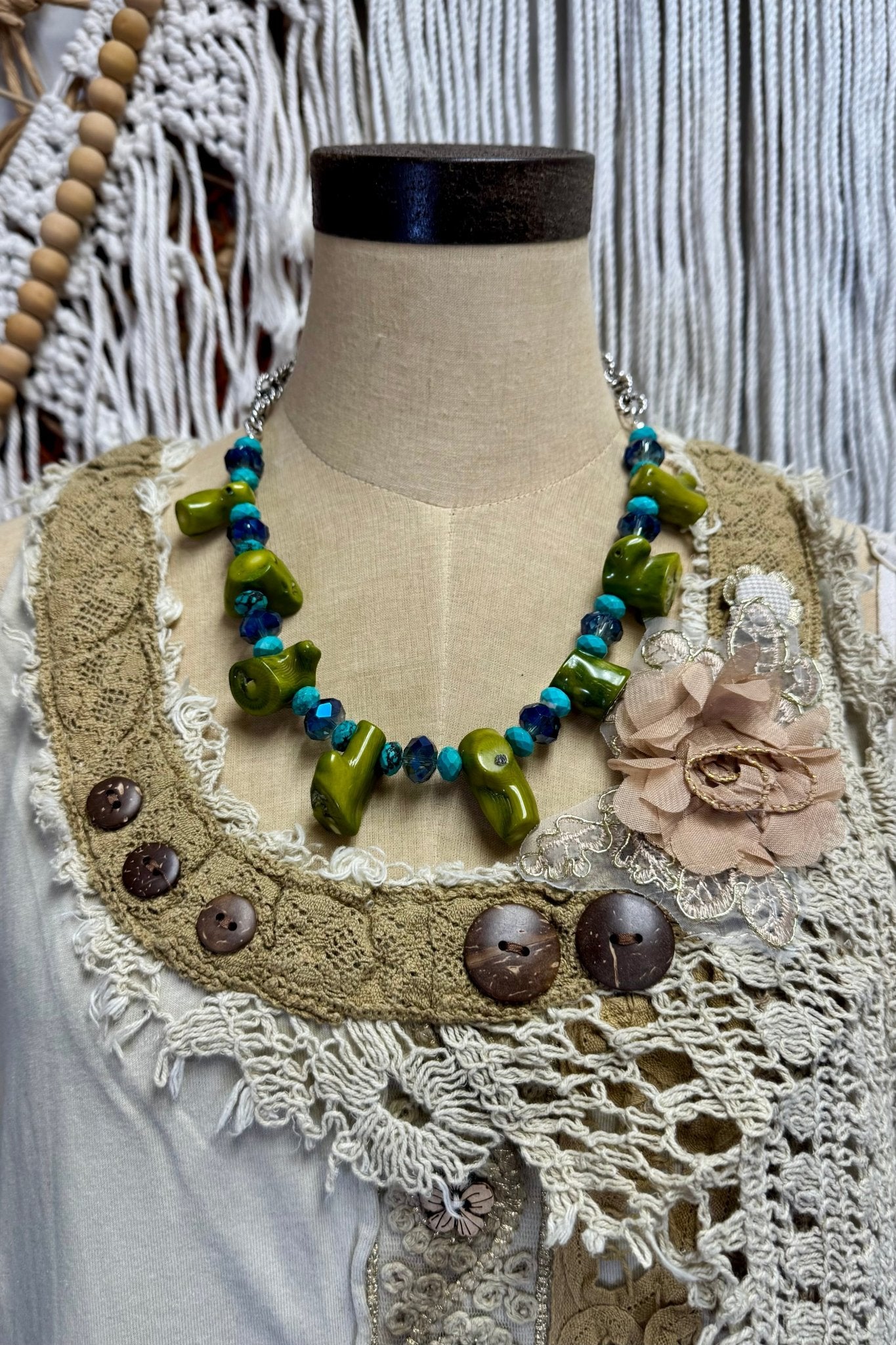 Avocado Corral and Turquoise Necklace - ivyandlavyboutique A Rare Bird Shop