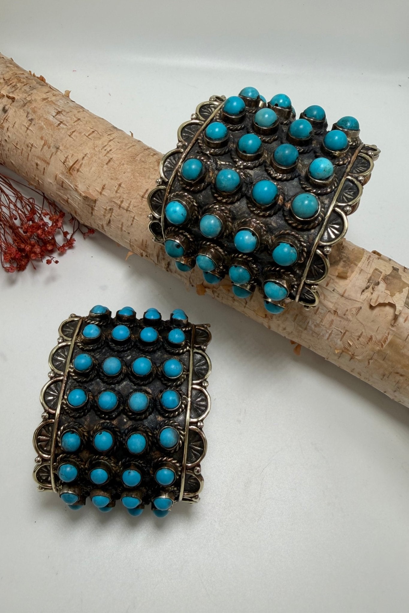 Bead Inlay Cuff in Turquoise - ivyandlavyboutique ivyandlavyboutique