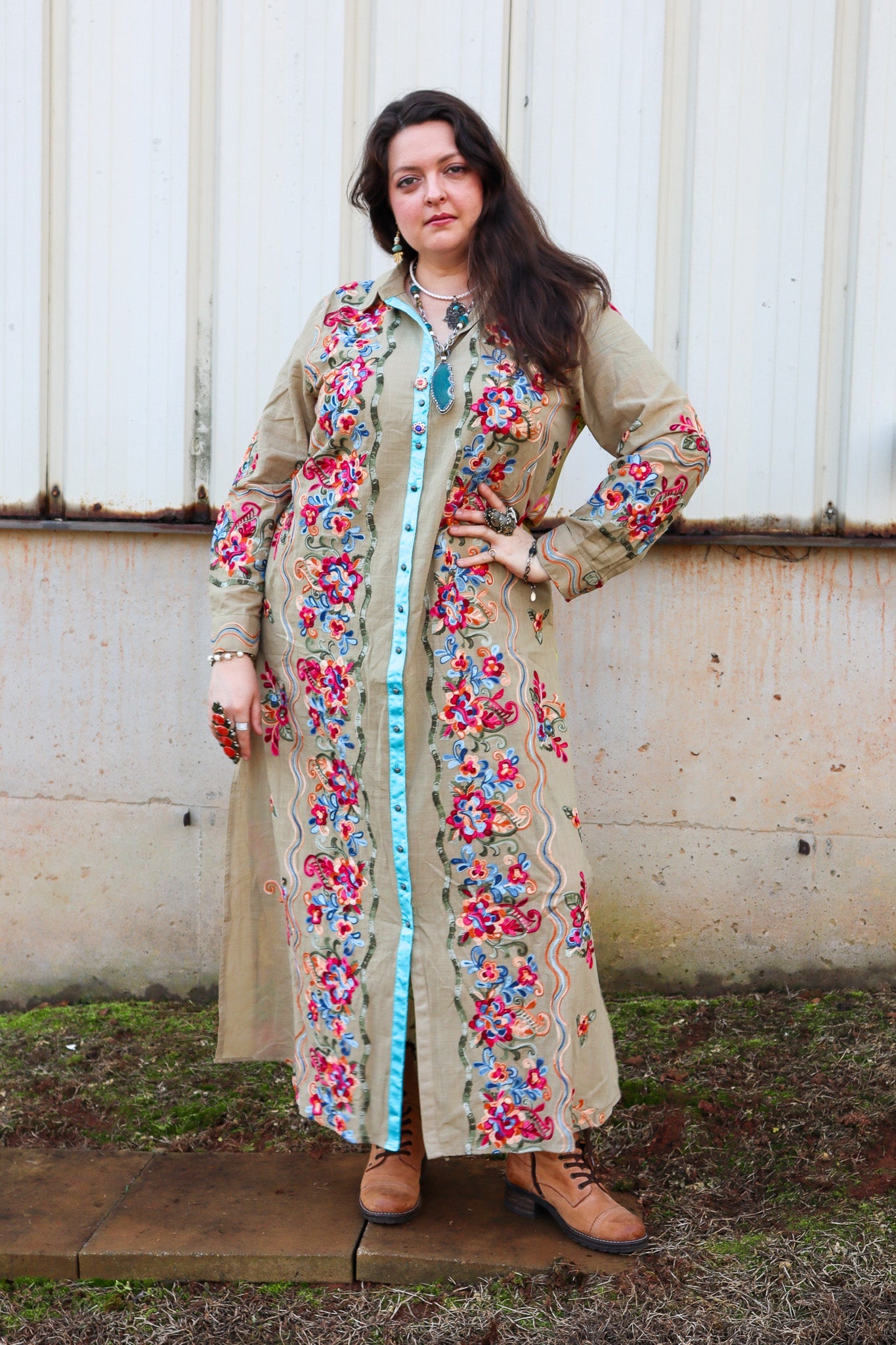 Beauty Mark Maxi Duster in Olive - ivyandlavyboutique Aratta