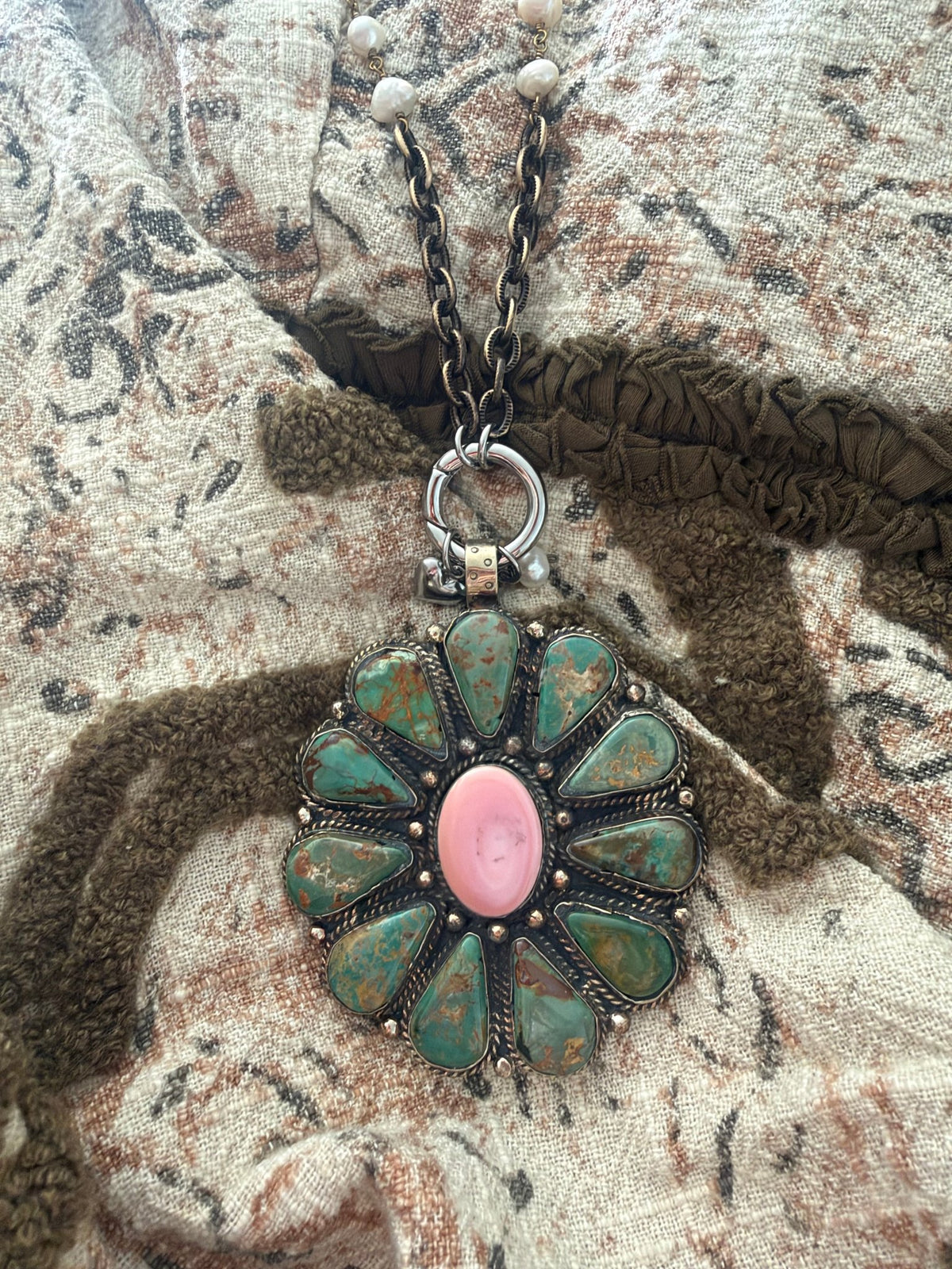 Big Beauty Necklace - Boho Wanderlust Boutique Boho Wanderlust Boutique