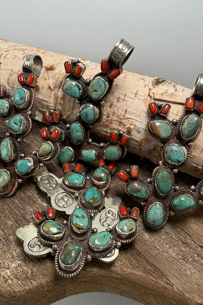 Big Cactus & Flowers Pendant - ivyandlavyboutique ivyandlavyboutique