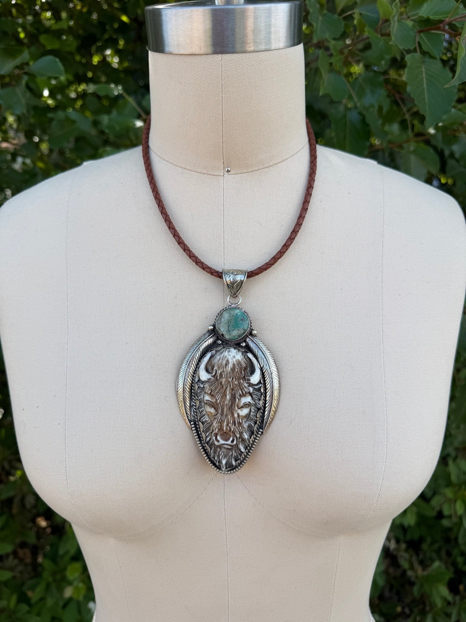 Bison Head w/ Turquoise Choker - ivyandlavyboutique ivyandlavyboutique