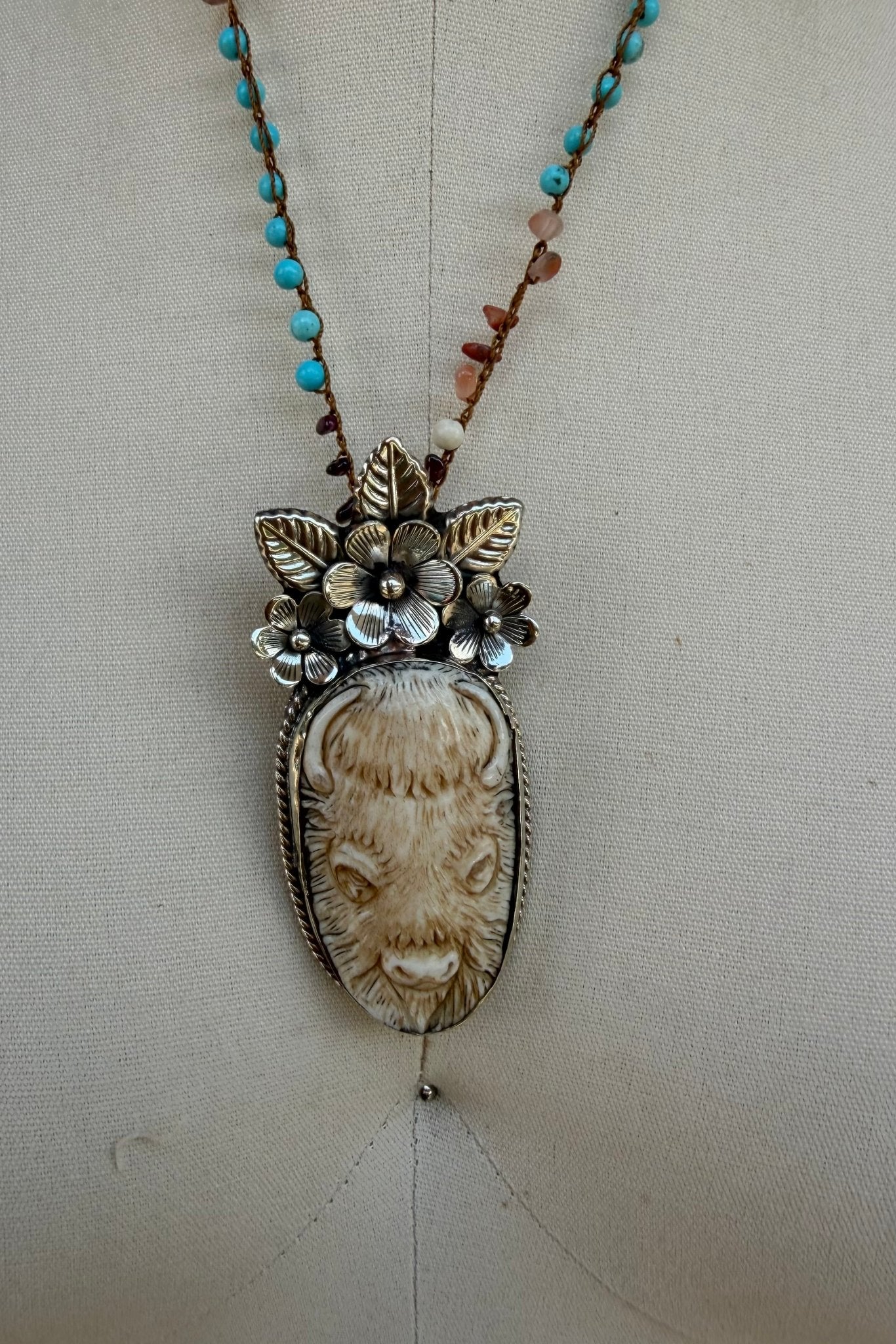 Buffalo With Flowers Necklace - ivyandlavyboutique ivyandlavyboutique