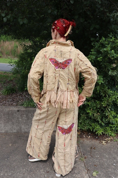 Bumble Bee Rose Jacket - ivyandlavyboutique A Rare Bird Shop