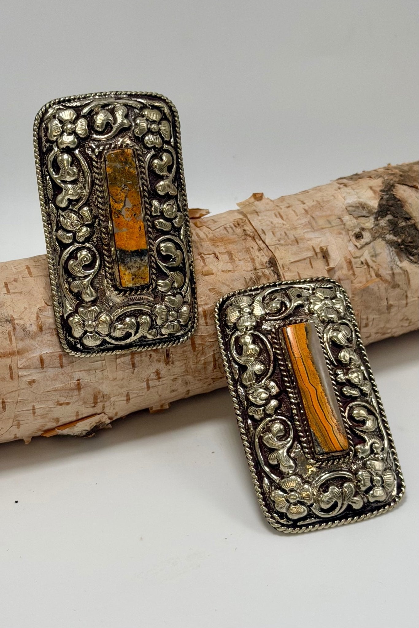 Bumble Bee Slab Necklace - ivyandlavyboutique ivyandlavyboutique