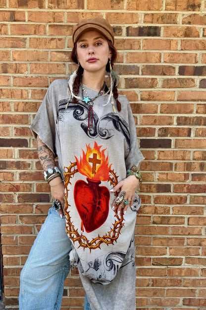 Burning Heart Hi Lo (Sacred Heart) - ivyandlavyboutique I LOVE LINEN