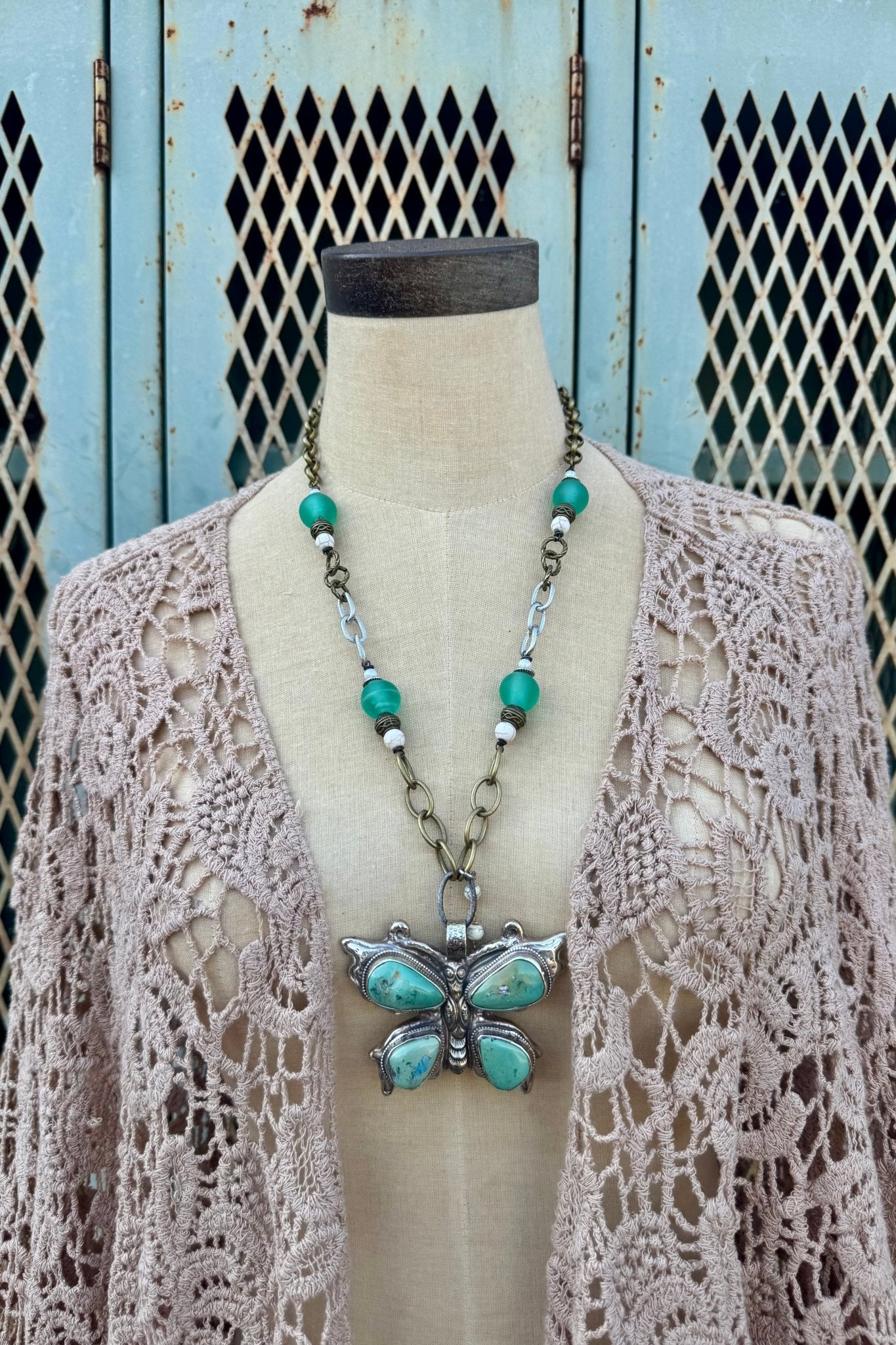 Butterfly Beauty Statement Necklace - ivyandlavyboutique Spirit Lala