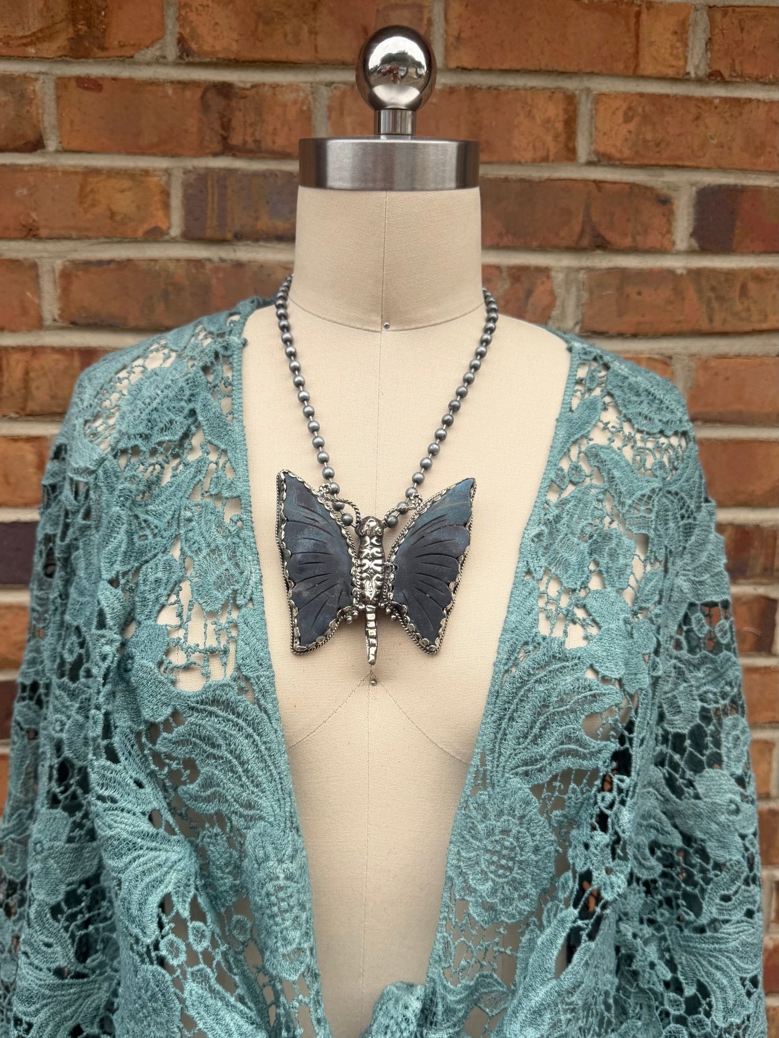 Butterfly Garden BIG Necklace - 2 - ivyandlavyboutique ivyandlavyboutique