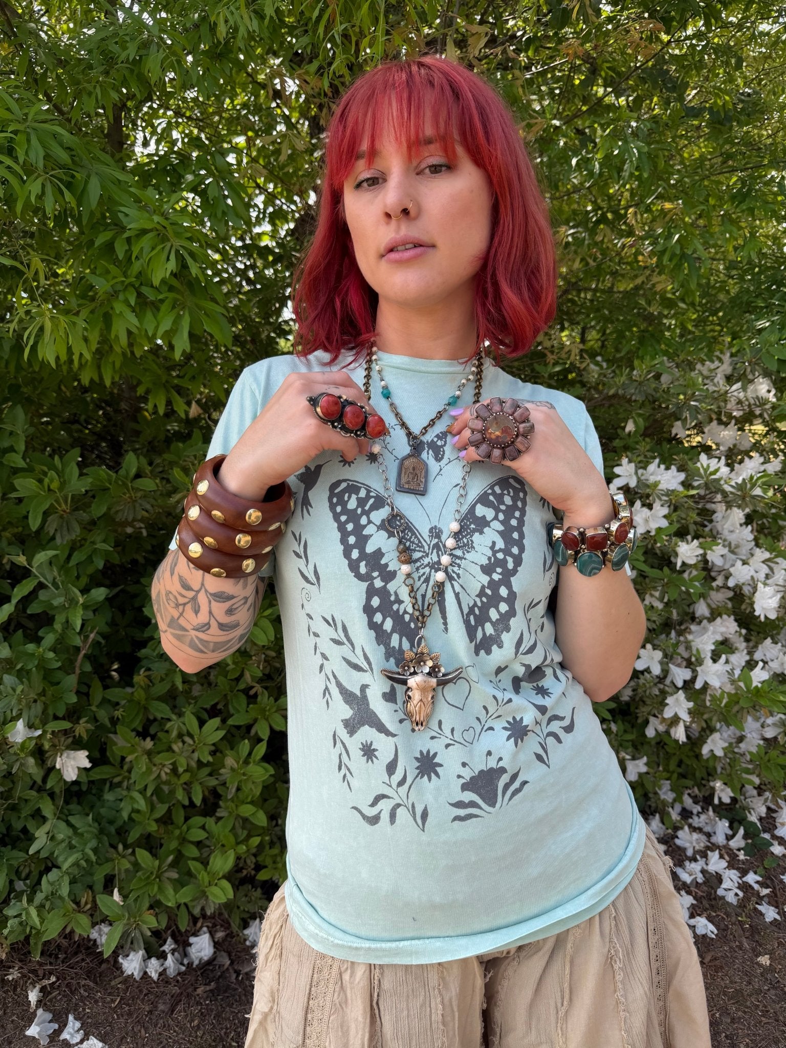 Butterfly Glow Graphic Top - ivyandlavyboutique Lotus Fashion Collection