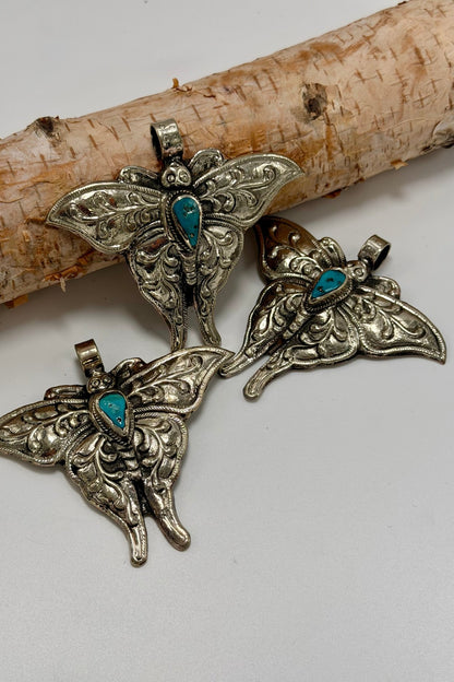Butterfly w/ Turquoise Pendant - ivyandlavyboutique ivyandlavyboutique