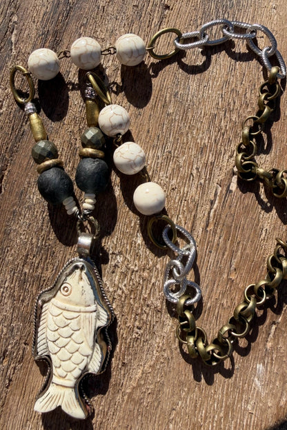 Carved Fish Handmade Necklace - ivyandlavyboutique ivyandlavyboutique