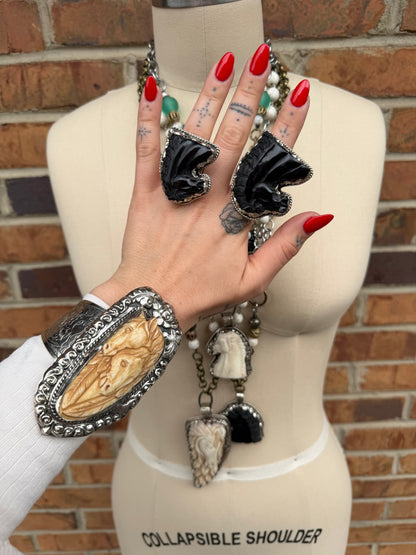 Carved Horse Head w/ Mane Ring - ivyandlavyboutique ivyandlavyboutique