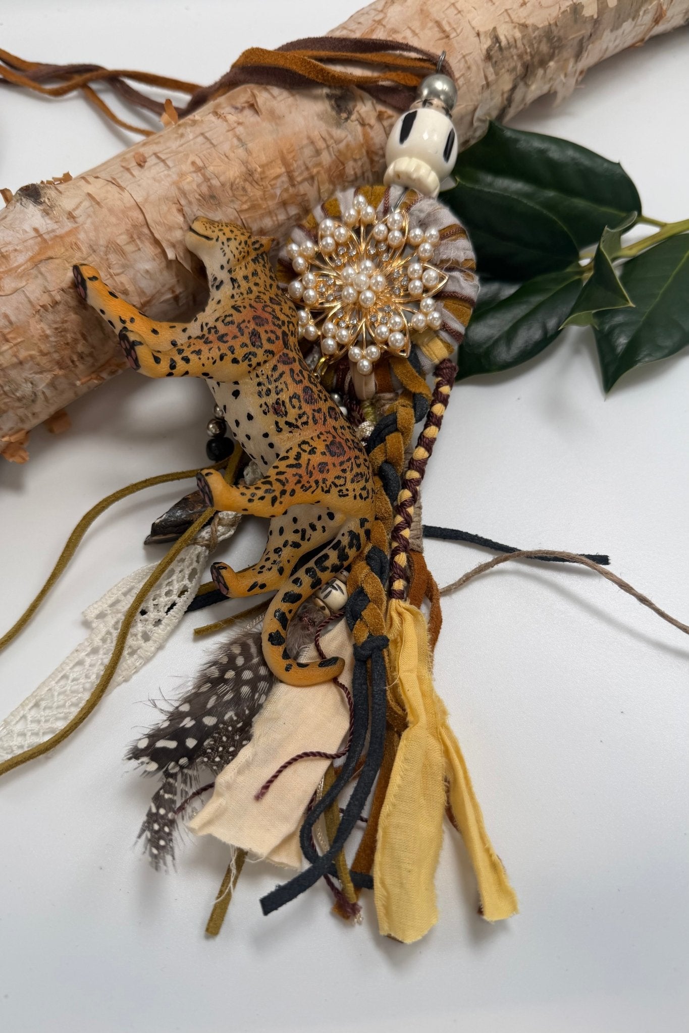 Cheetah Epic Toy Necklace - ivyandlavyboutique A Rare Bird Shop