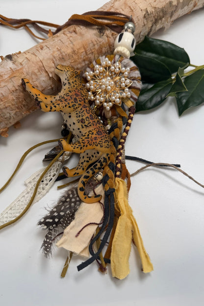 Cheetah Epic Toy Necklace - ivyandlavyboutique A Rare Bird Shop