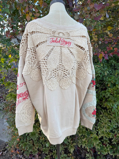 Cloud Dancer Sweatshirt - ivyandlavyboutique Jaded Gypsy