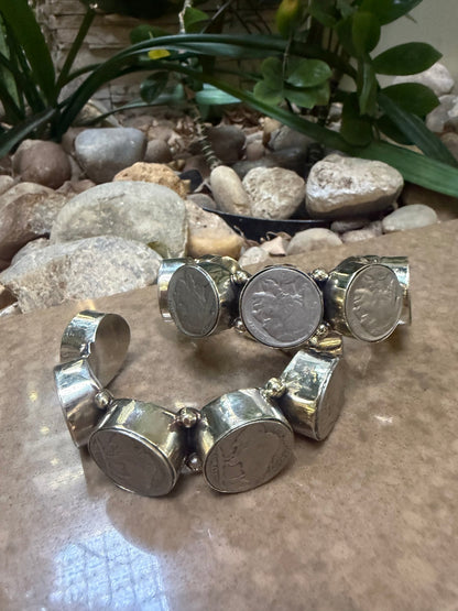 Coin Open Bangle - ivyandlavyboutique ivyandlavyboutique