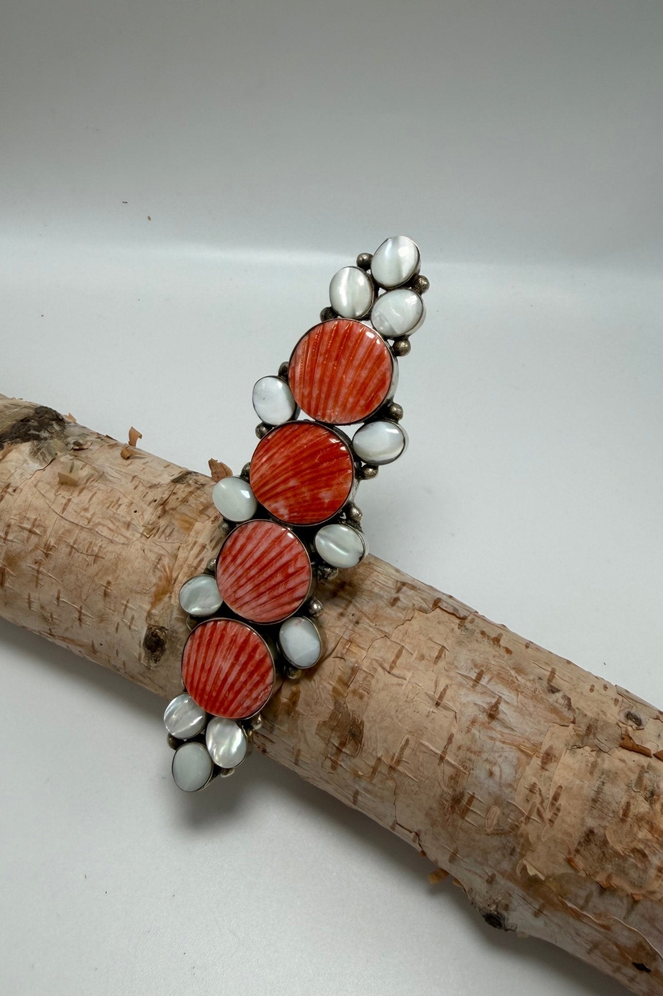 Coral Circles Ring w/ Pearl - ivyandlavyboutique ivyandlavyboutique
