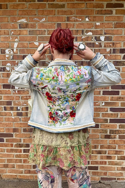Country Queen Embellished Denim Jacket - ivyandlavyboutique Aratta