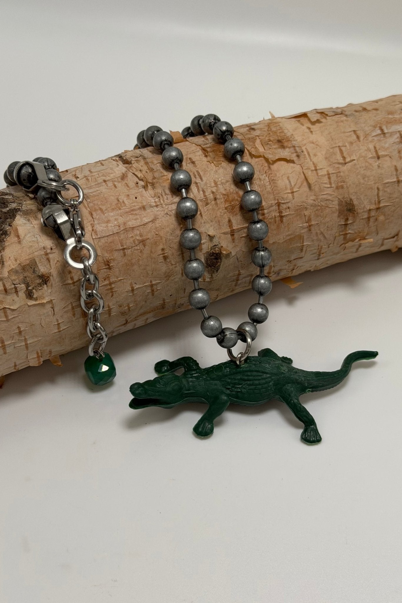 Crocodile Inner Child Animal Necklace - ivyandlavyboutique ivyandlavyboutique
