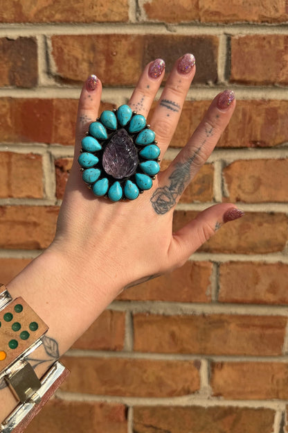 Crystal Clear Vibes Leaf Ring - ivyandlavyboutique ivyandlavyboutique