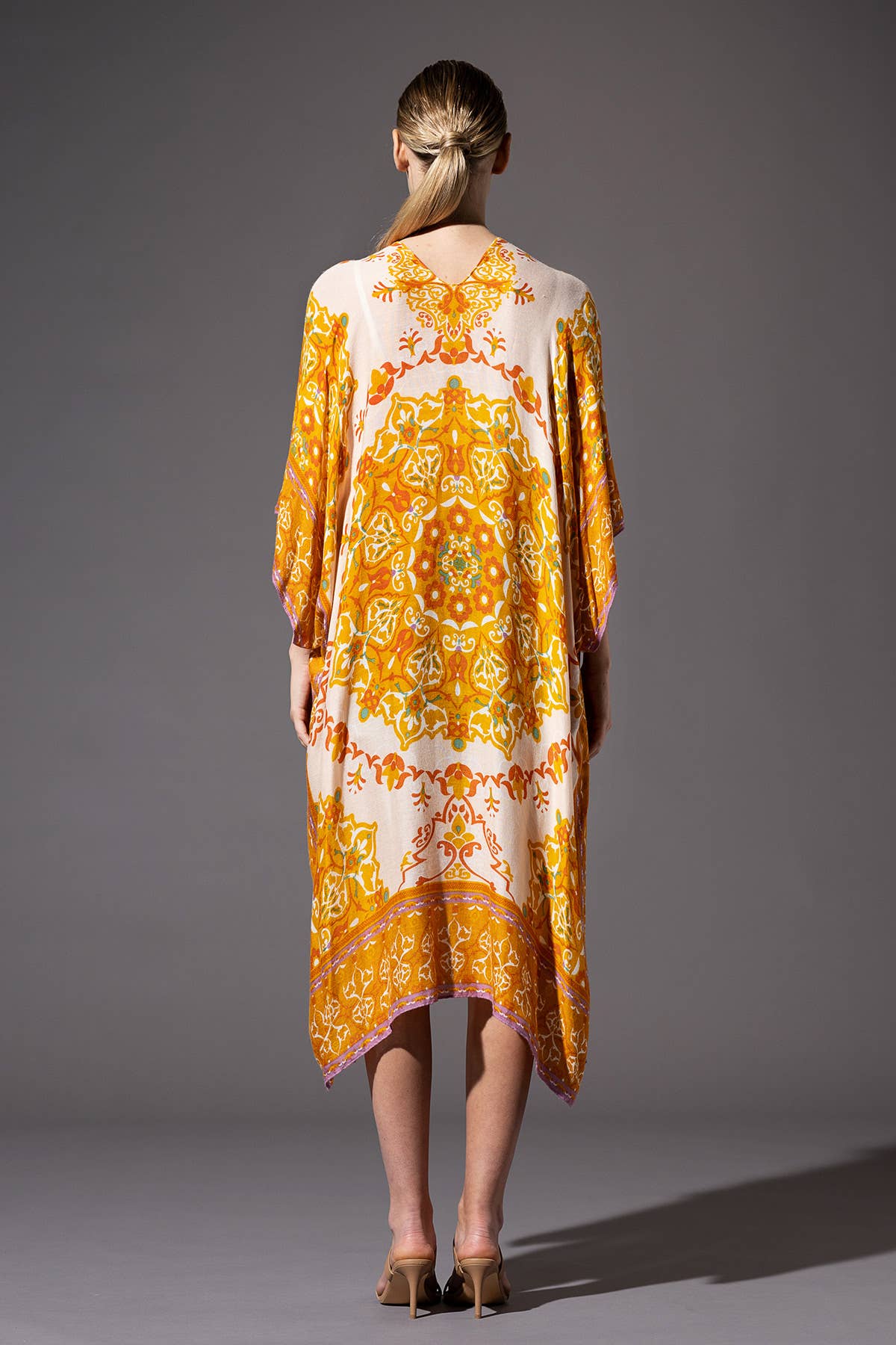 Desert Gold Mandala Flower Kimono - ivyandlavyboutique Urbanista