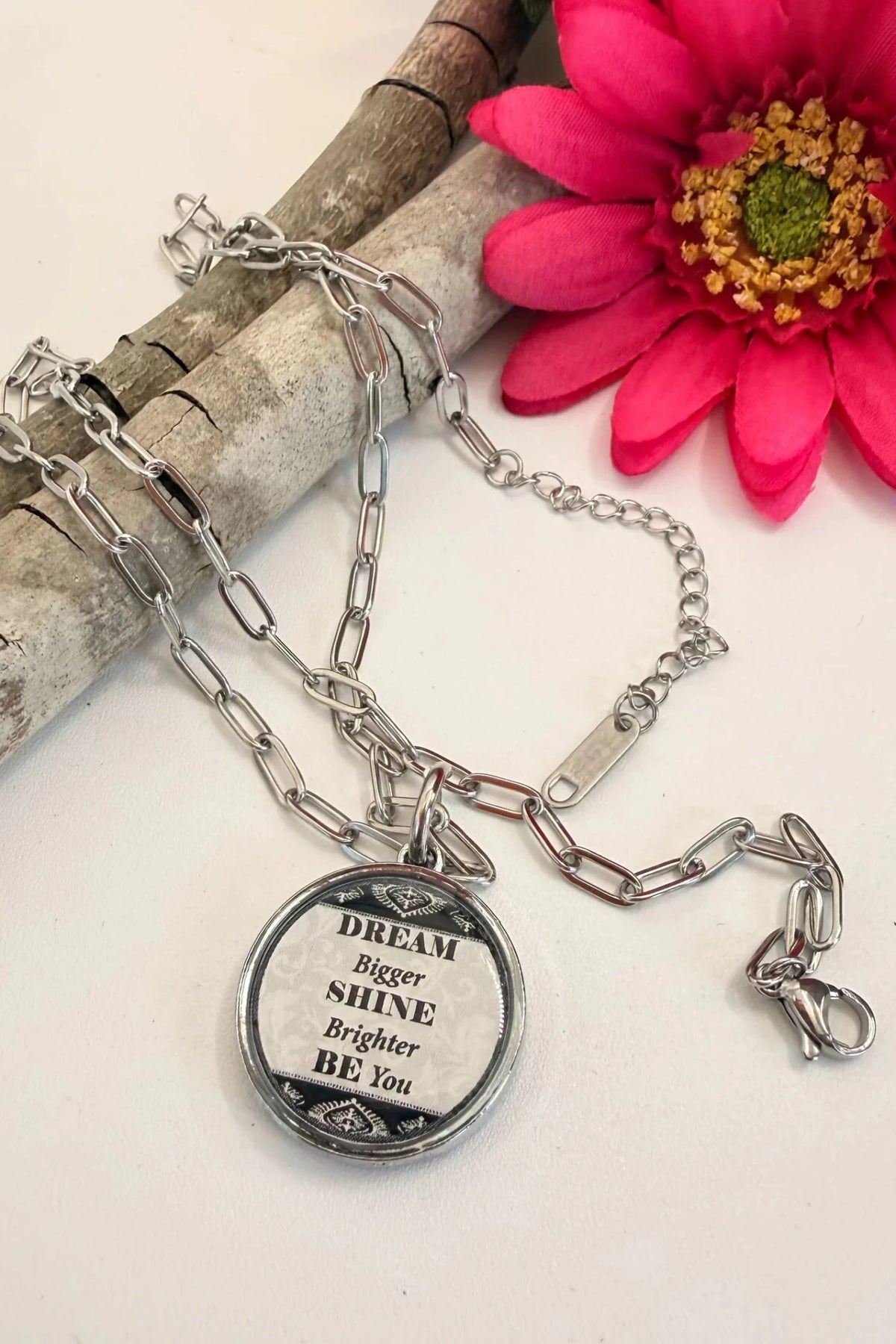 Dolly Circular Pendant Necklace - ivyandlavyboutique Spirit Lala
