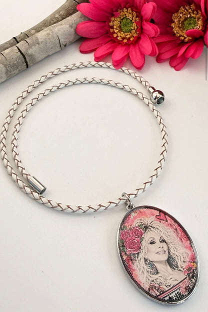 Dolly Pink Extra Large Oval Pendant Necklace - ivyandlavyboutique Spirit Lala