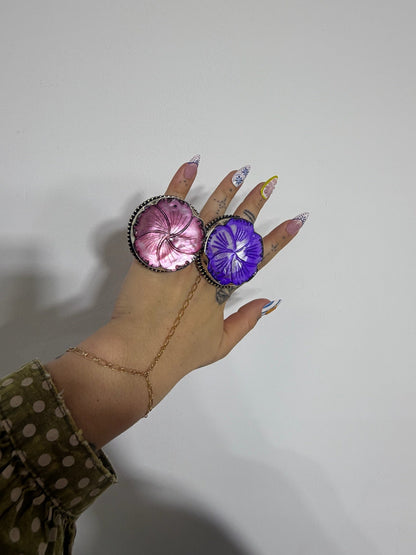 Dreaming in Flowers Resin Shell Ring - ivyandlavyboutique ivyandlavyboutique