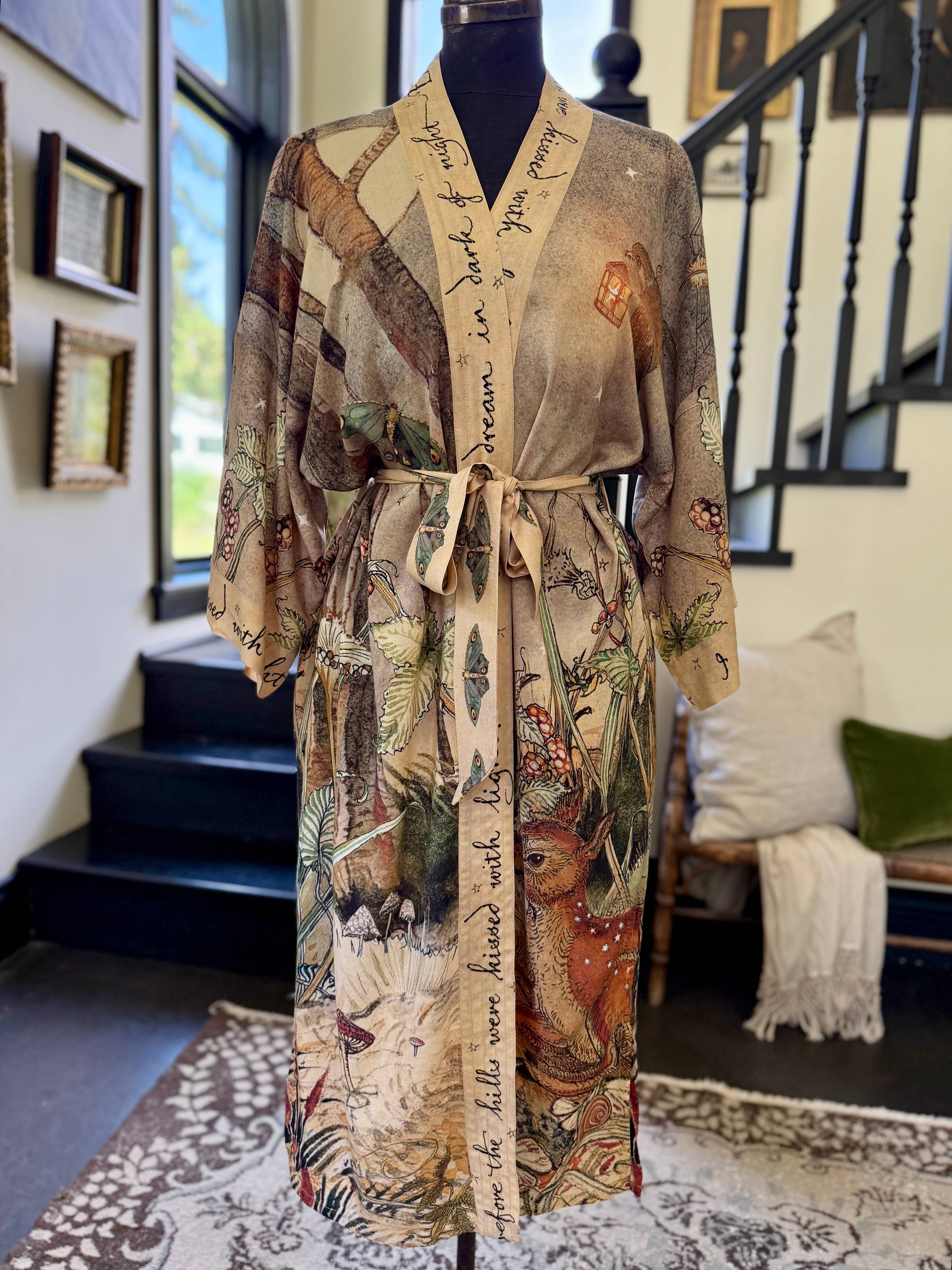 Lovelight Opera Duster Kimono Robe w/woodland deer & swallow