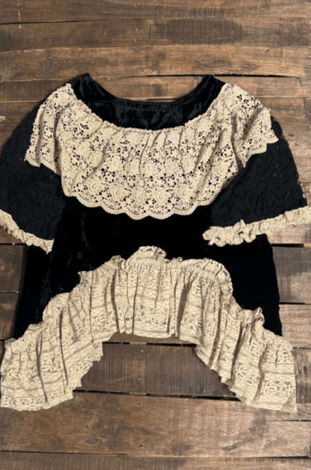 Echo in Lace Top - ivyandlavyboutique Jaded Gypsy