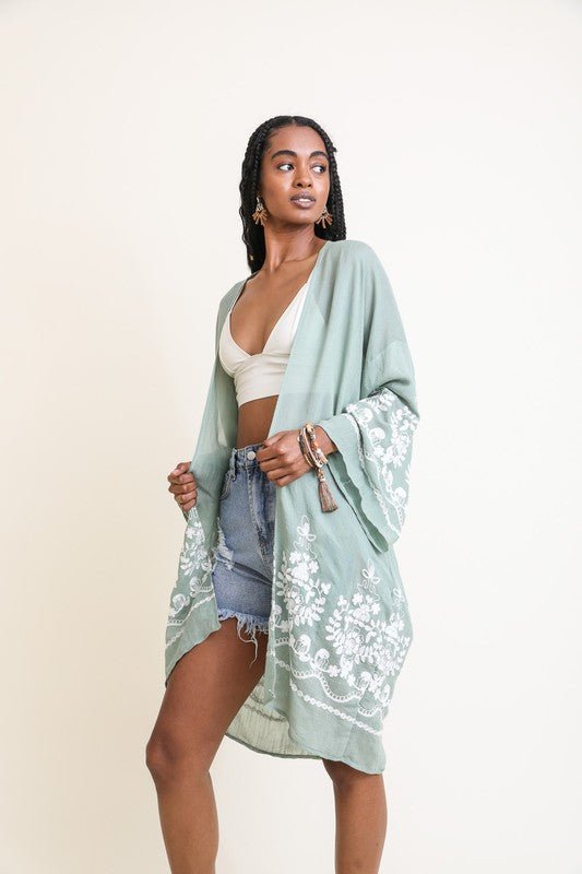 Embroidered Floral Vine Lightweight Kimono - ivyandlavyboutique Leto Accessories