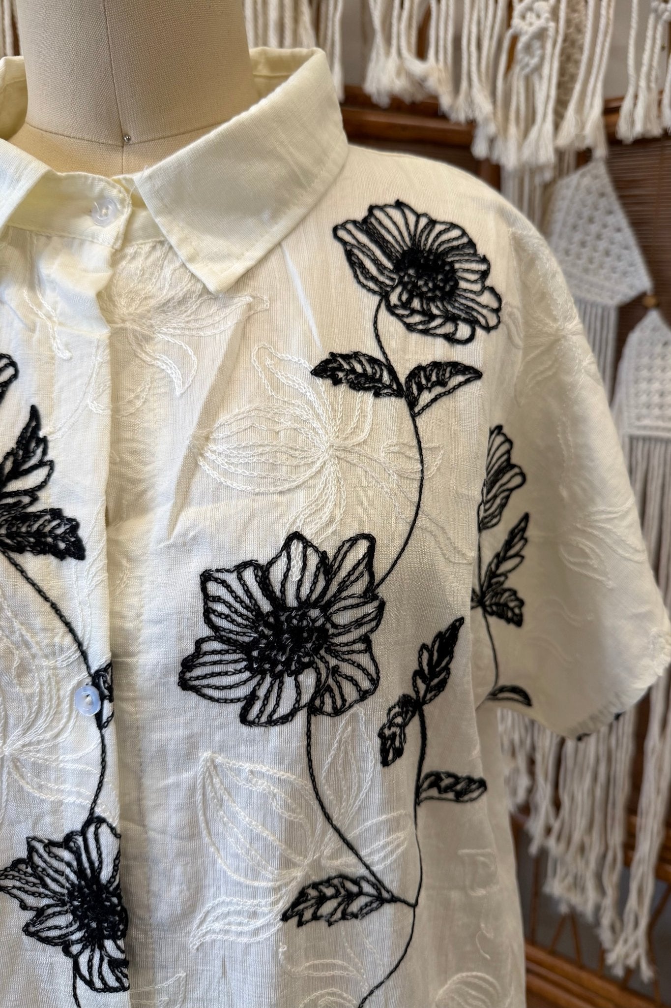 Embroidered Flowers DressXv - 26 - 18 - ivyandlavyboutique Chica luv