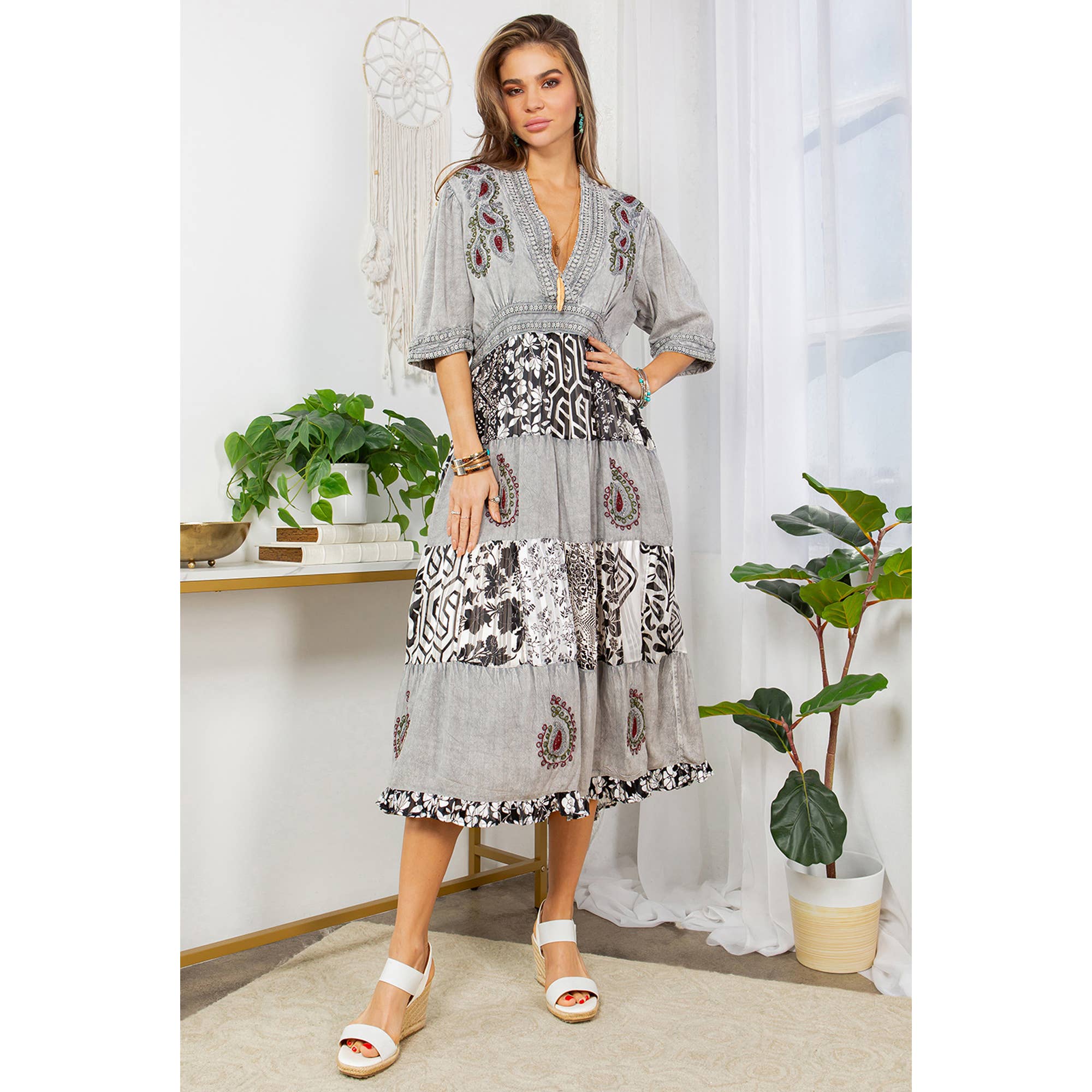 Emily's Elegance Dress - ivyandlavyboutique Young Threads
