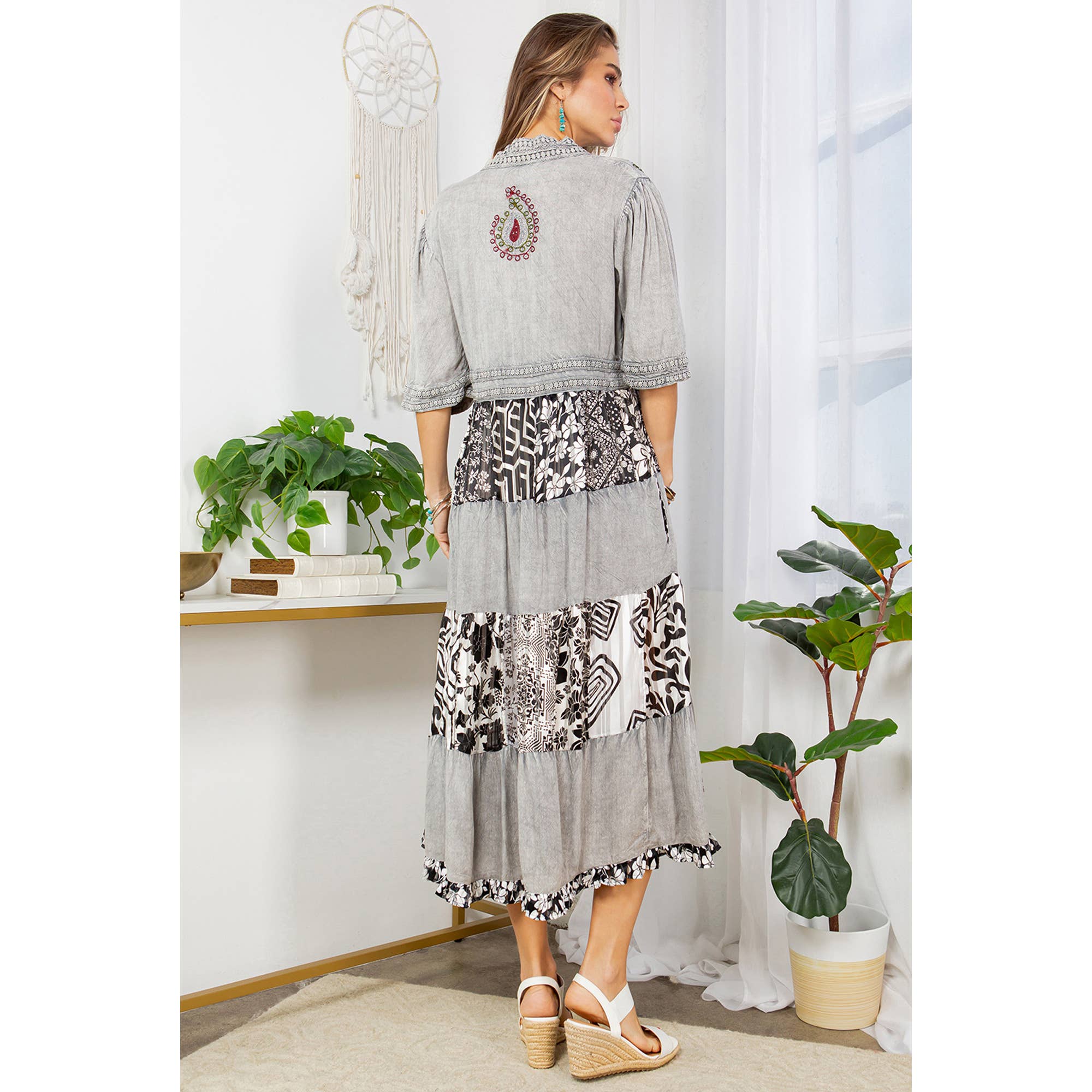Emily's Elegance Dress - ivyandlavyboutique Young Threads