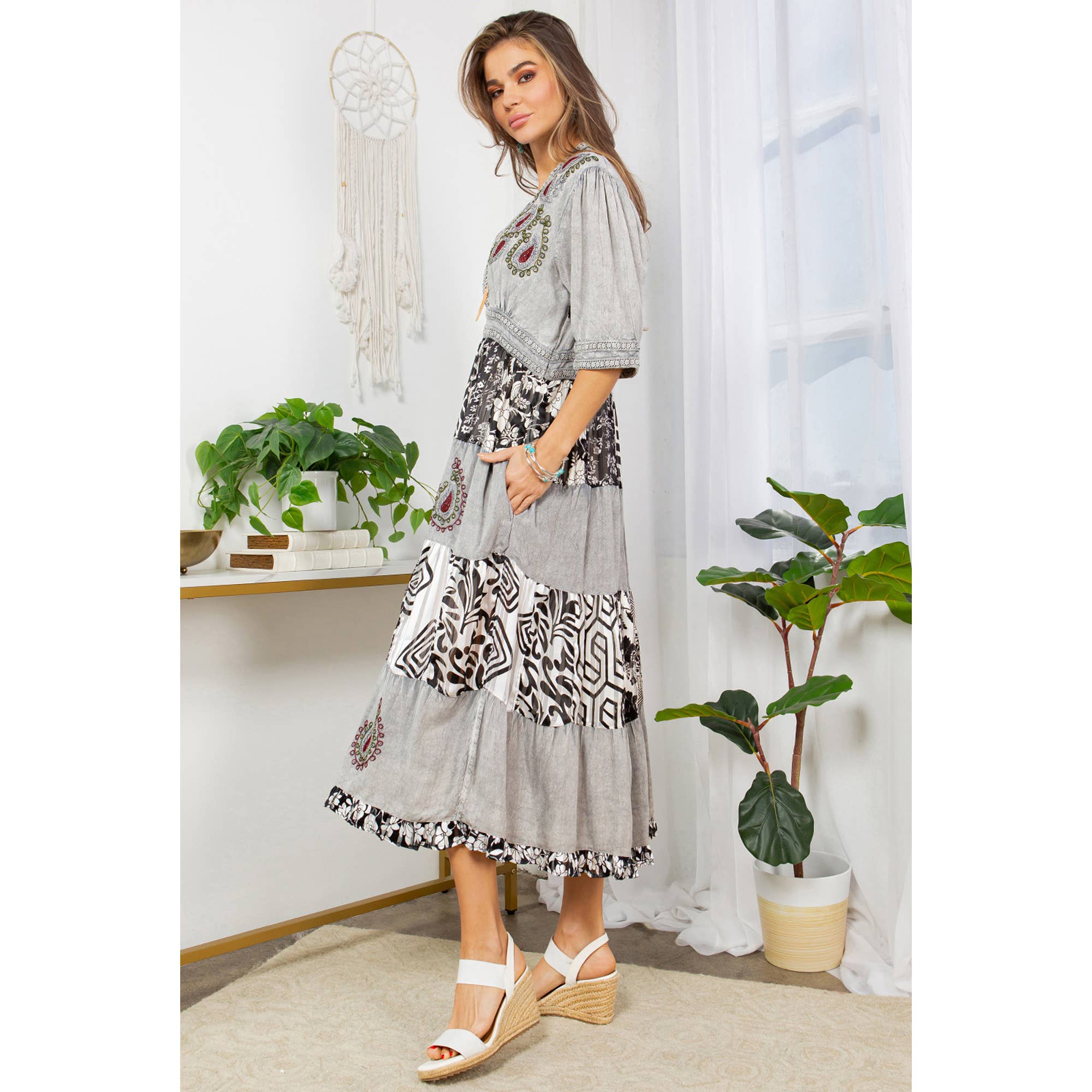 Emily's Elegance Dress - ivyandlavyboutique Young Threads