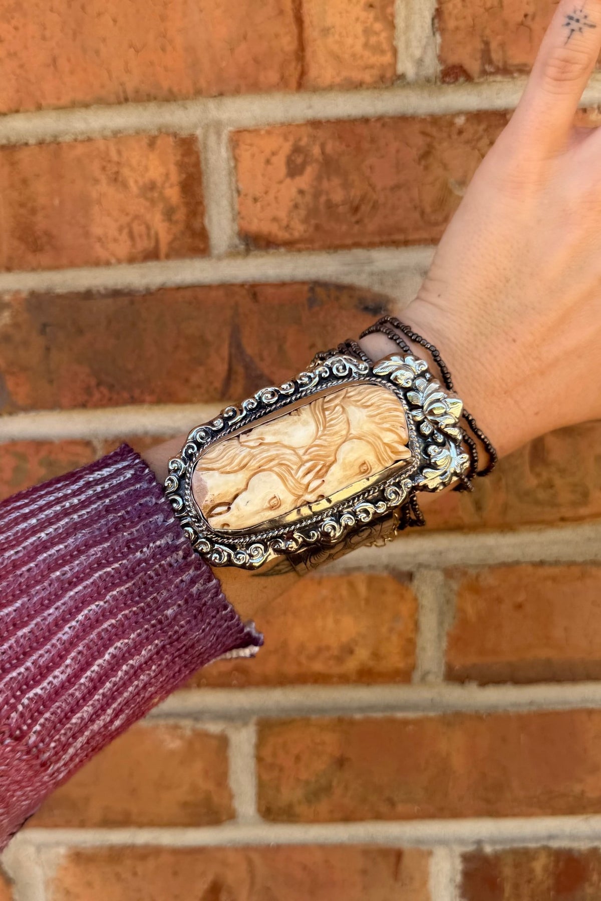 Epic 3 Horses Cuff - ivyandlavyboutique ivyandlavyboutique