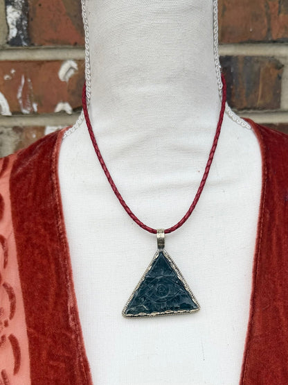 Eye of Knowing Choker Necklace - ivyandlavyboutique ivyandlavyboutique