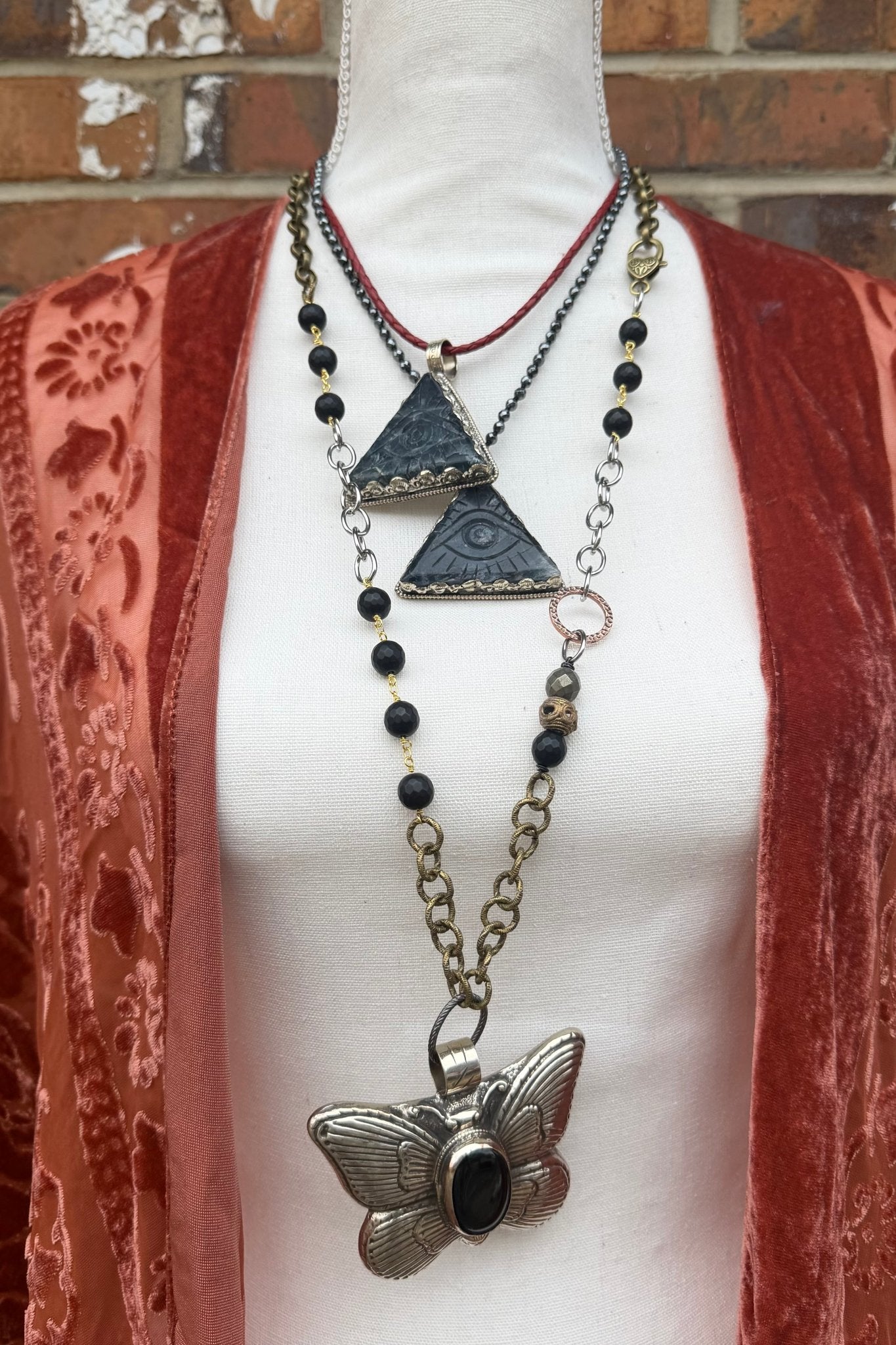 Eye of Knowing Onyx Chain Necklace - ivyandlavyboutique ivyandlavyboutique