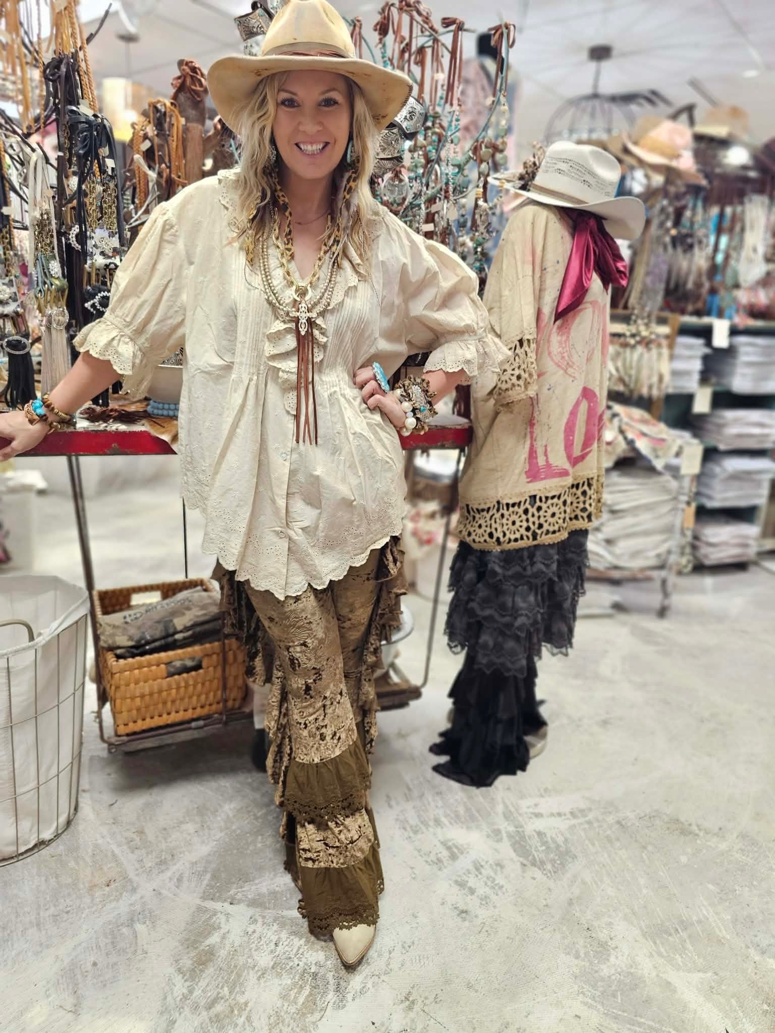 Eyelet Linen Cream Top - ivyandlavyboutique A Rare Bird Shop