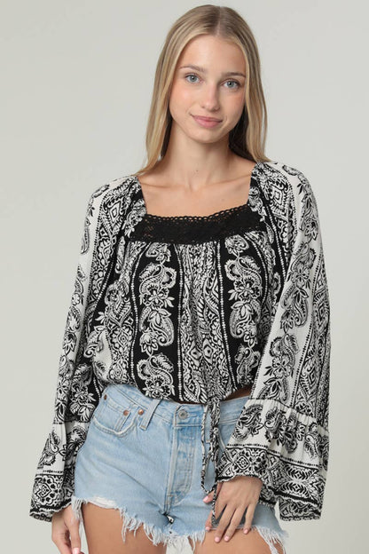 Fall Swing Bell Sleeve Top - ivyandlavyboutique ANGIE