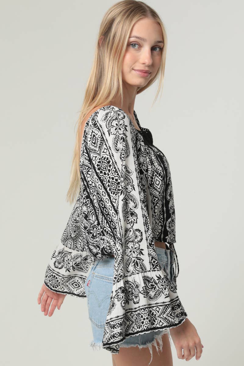 Fall Swing Bell Sleeve Top - ivyandlavyboutique ANGIE